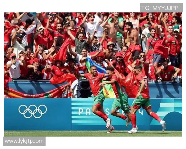 足球明星与普通球迷的身份差异及心理距离探析